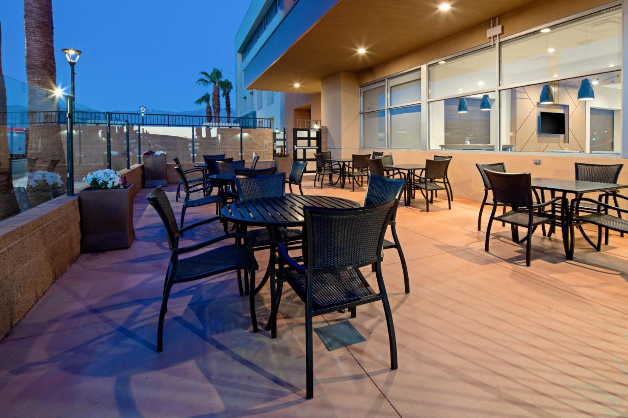 Holiday Inn Express & Suites Palm Desert - Millennium, An Ihg Hotel Zewnętrze zdjęcie